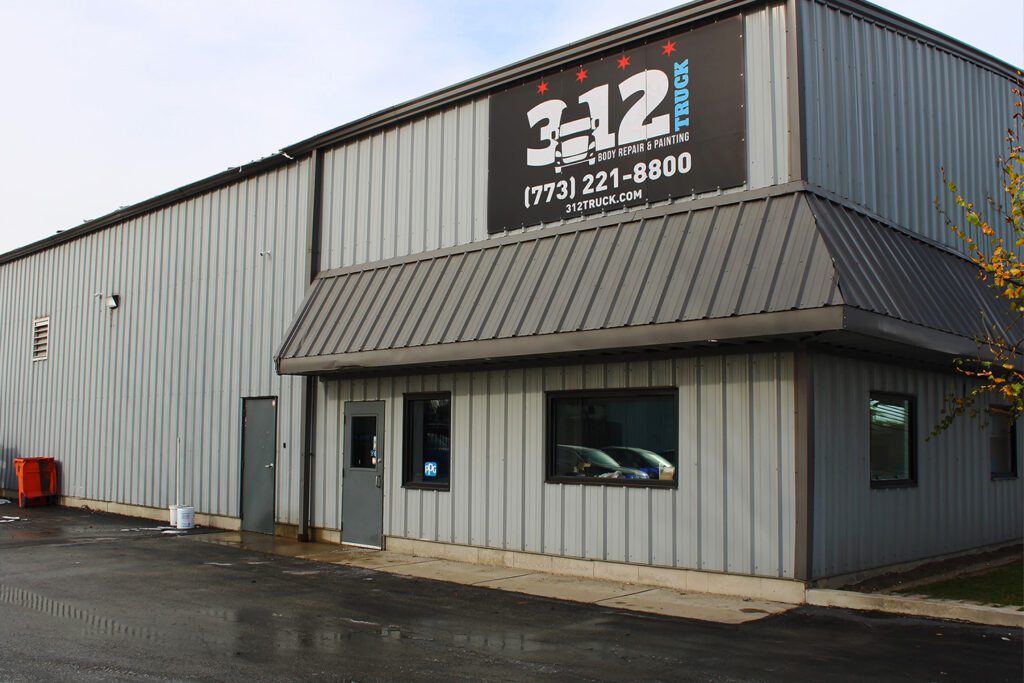 Interior, Paint Bays | 312 Truck Body Repair & Painting