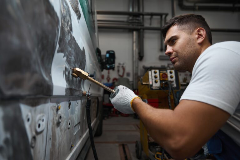 Chicago Commercial Truck Painting: How Quality Paintwork Extends Your Fleet’s Lifespan