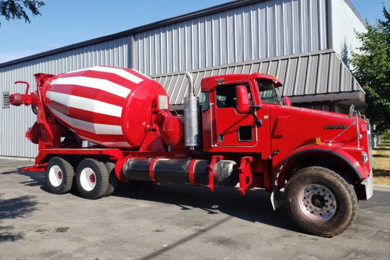 Why Choose a Specialized Truck Body Shop in Chicago Over a Regular Auto Body Shop